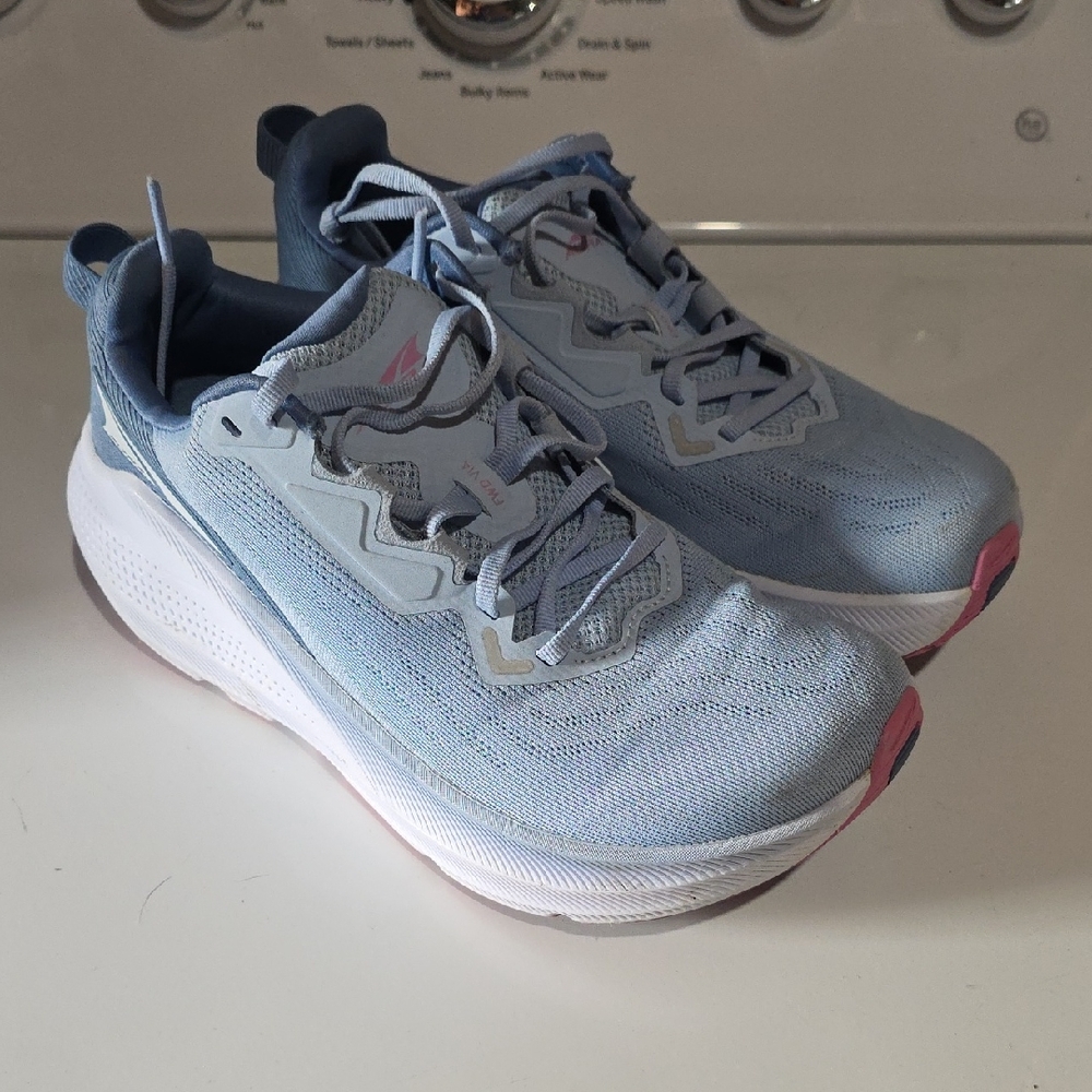 Altra FWD VIA Road Running Shoe